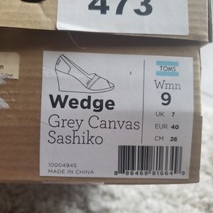 Toms Womens Wedge size 9